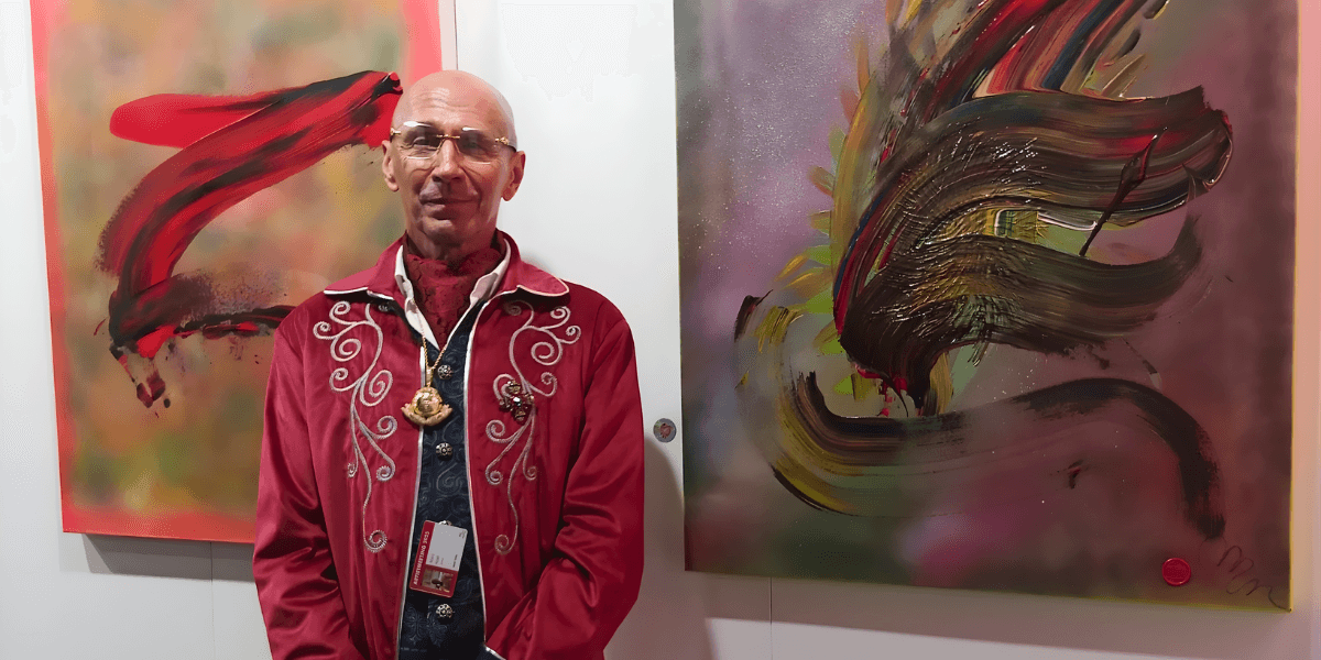 Marc Noël Avatar painting in immersive gallery, blending emotion, sensory experience, and technology to create transformative, interactive art worldwide.