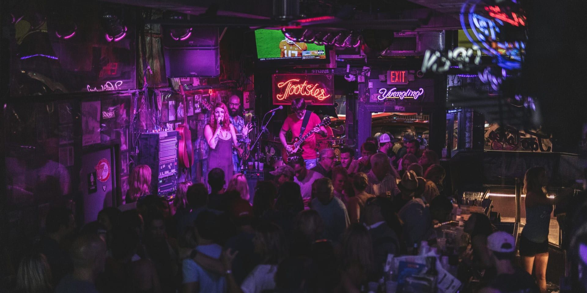 Spotlight on Monday Night Live: Nashville Breweries and Bars Drive Local Music Scene