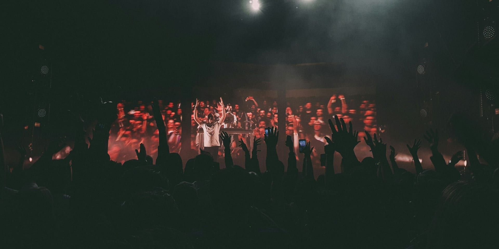 Elvis Presley in Concert — A Spectacular Resurrection of the King