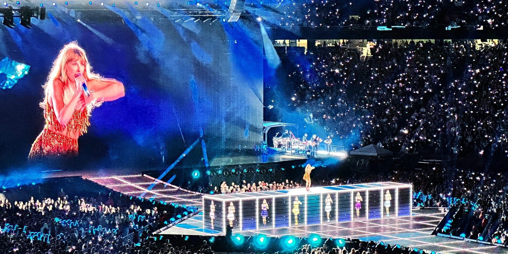 Taylor Swift’s ‘The Life of a Showgirl’ Album Released